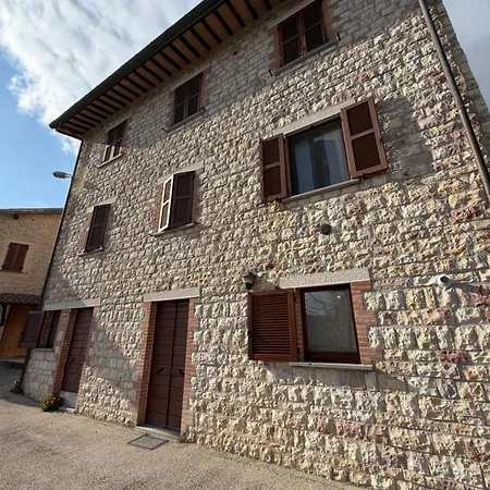 Collazzolo 19 By Ospitaci Appartamento